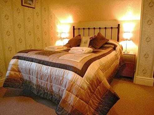 Holly-Wood Guest House วินเดอร์เมียร์ ภายนอก รูปภาพ